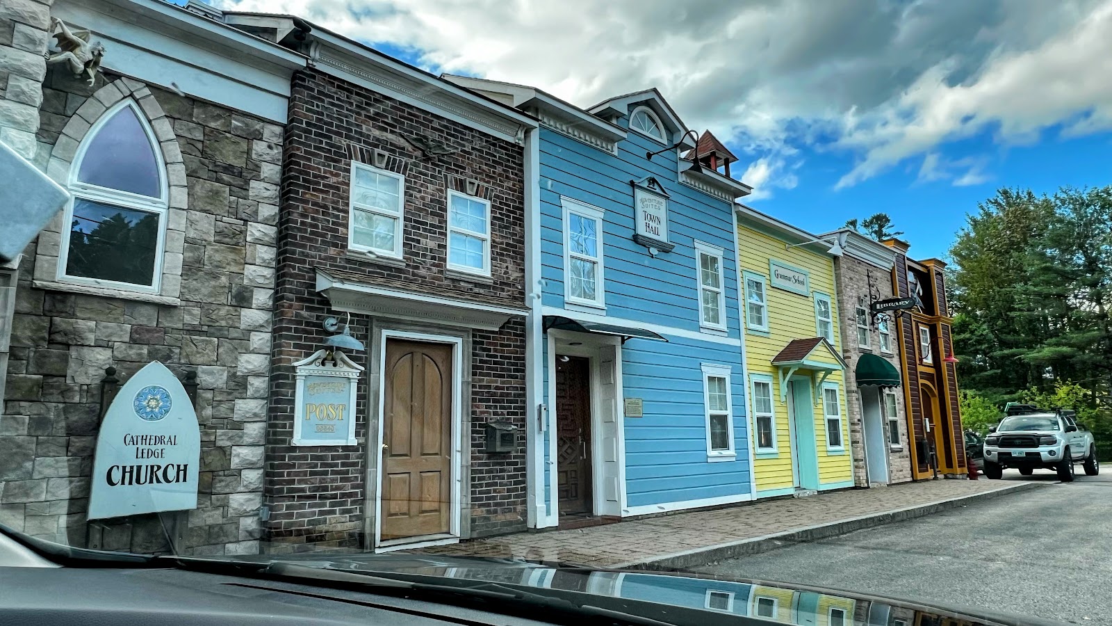 Adventure Suites, NH