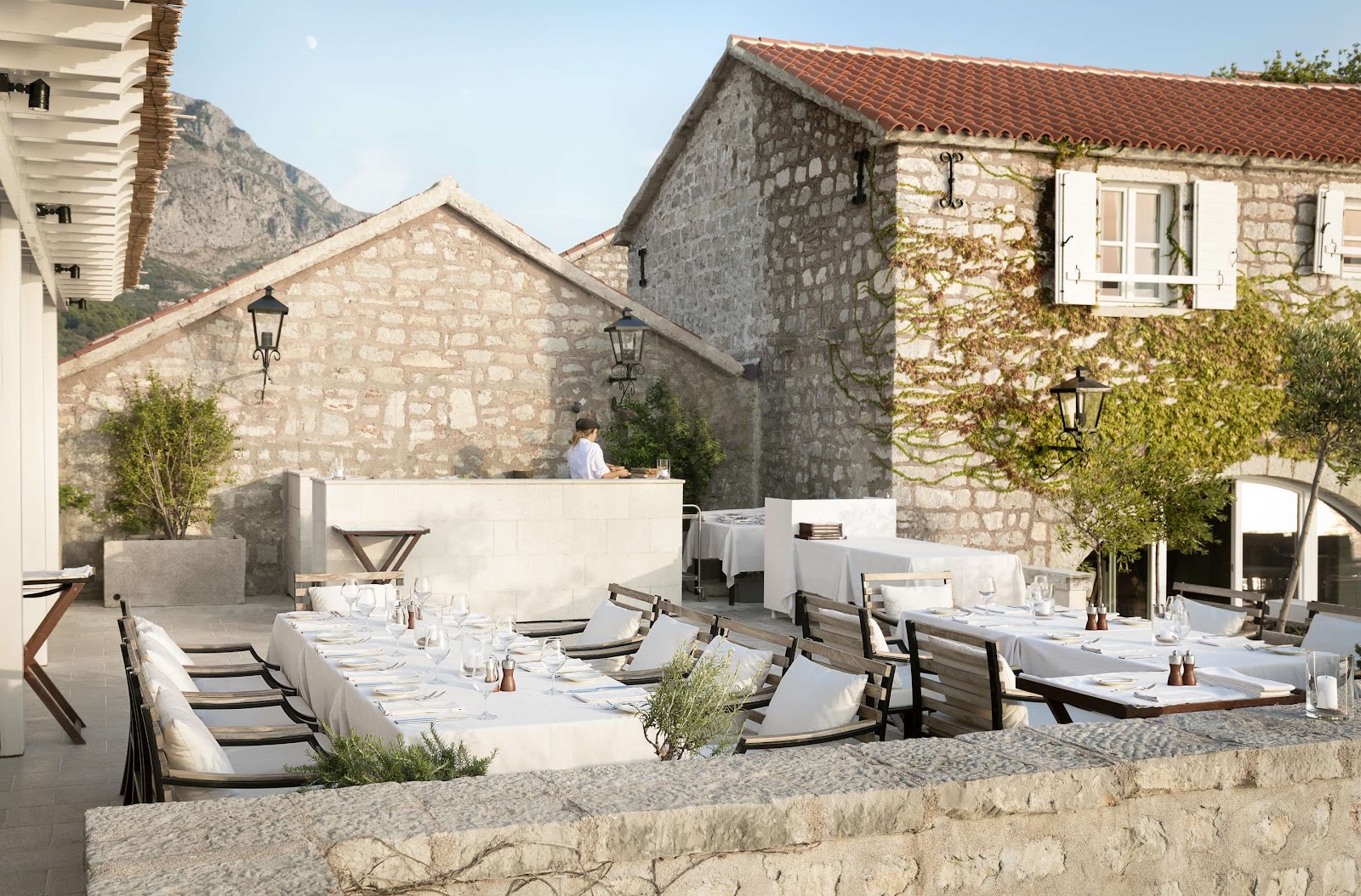 Aman Sveti Stefan, קוטור