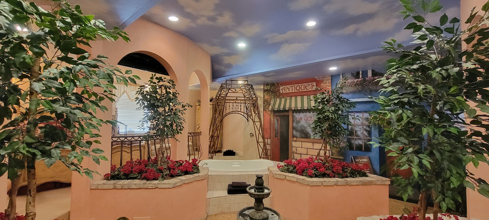 Destinations Inn Theme Rooms