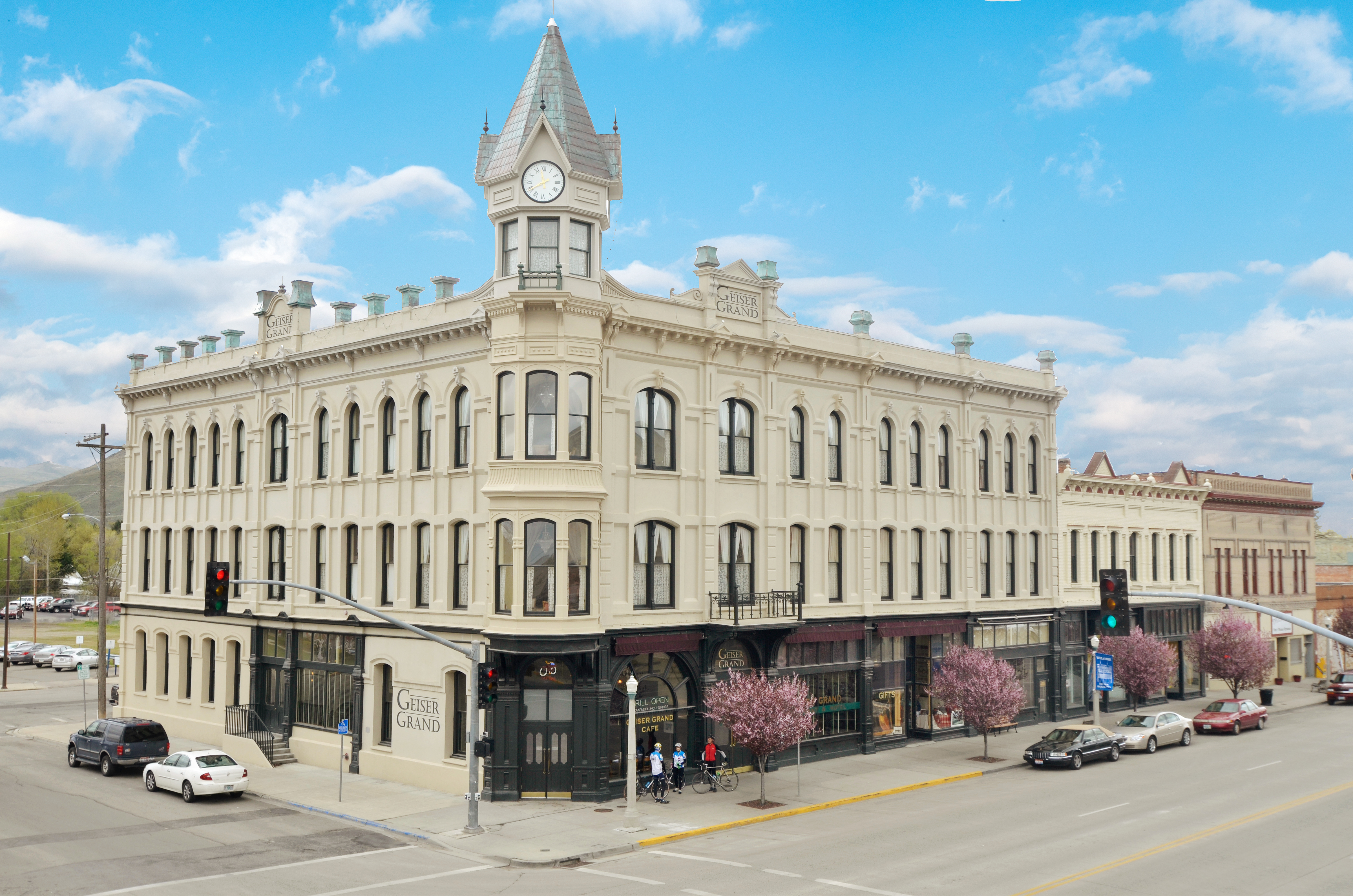 Geiser Grand Hotel