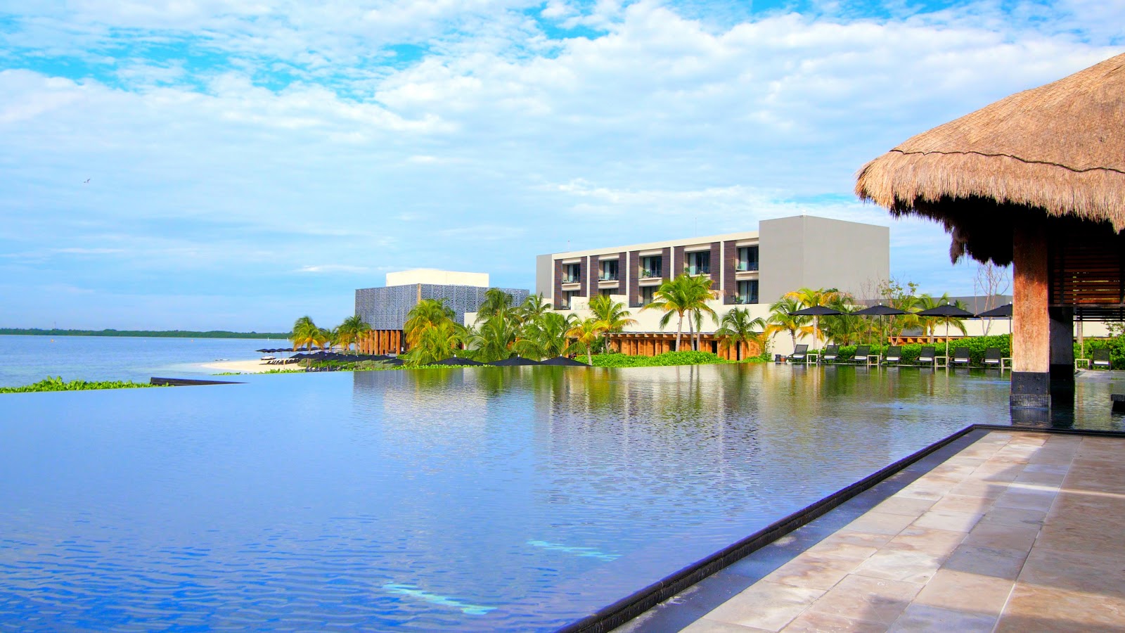NIZUC Resort & Spa