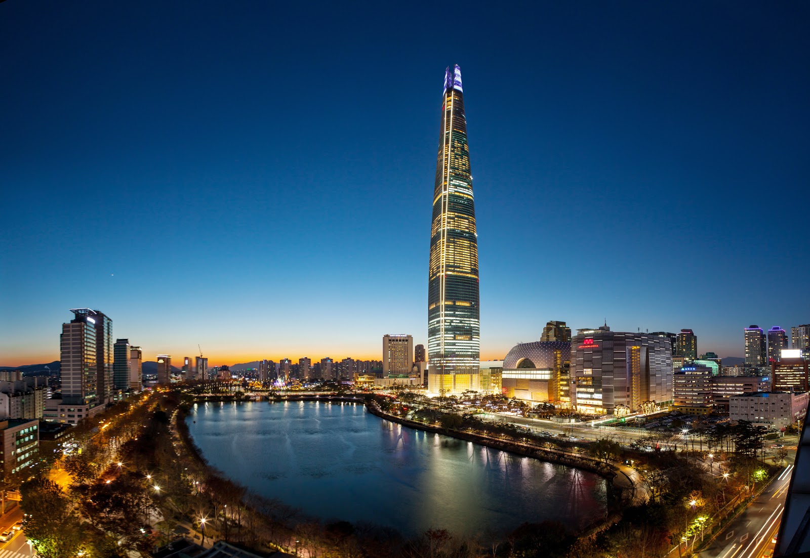 Signiel Seoul, Lotte World Tower