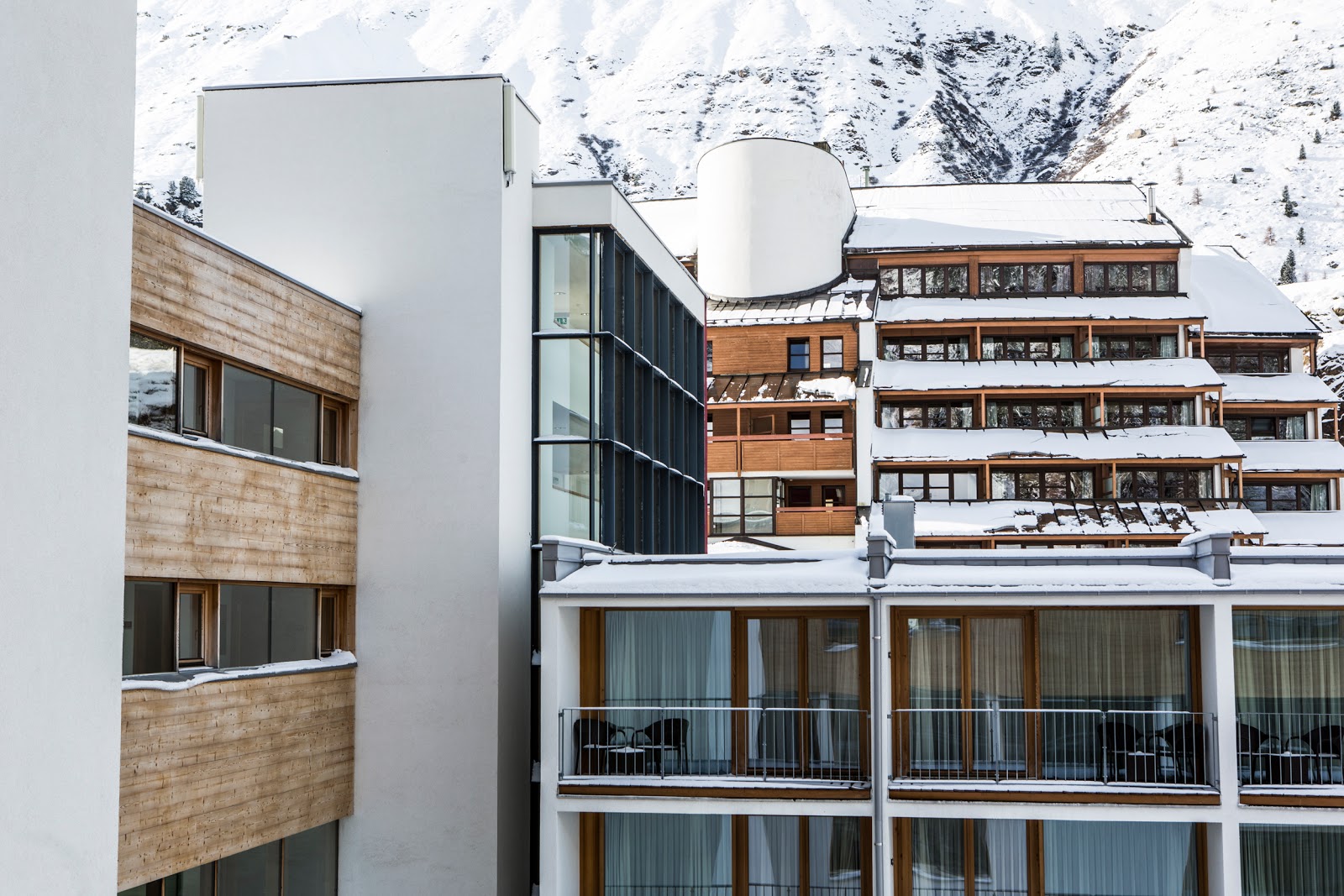 The Crystal VAYA Unique