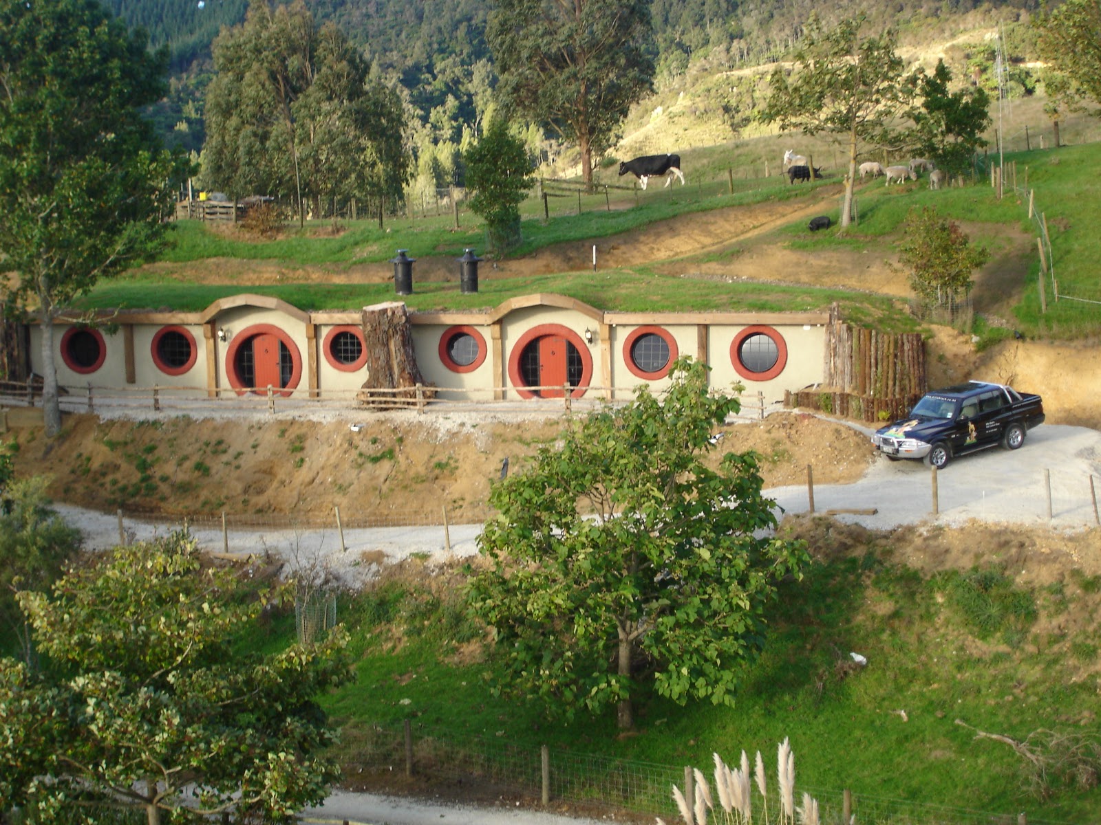 The Hobbit Motel, Woodlyn Park