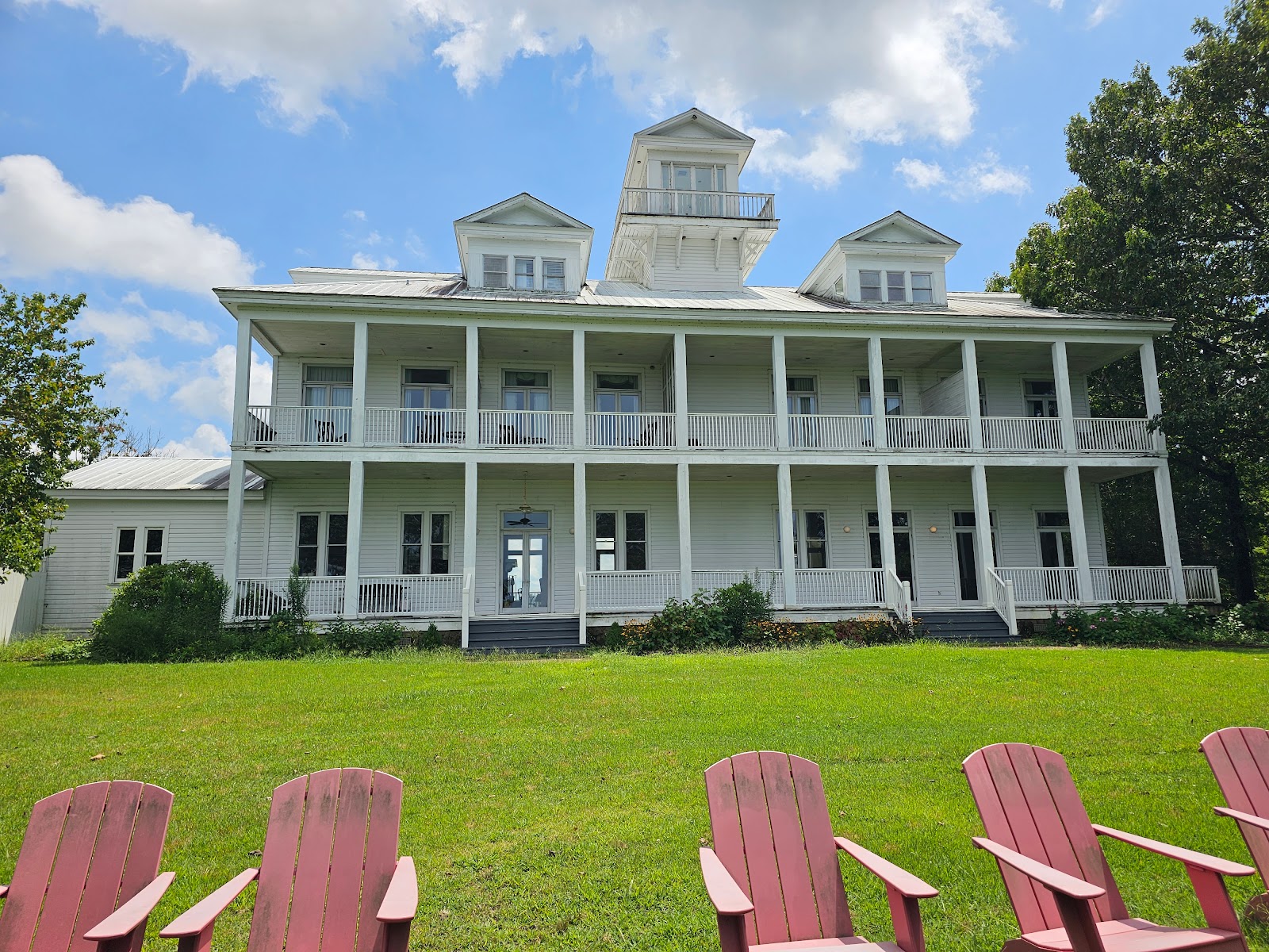 The Lodge at Gorham's Bluff