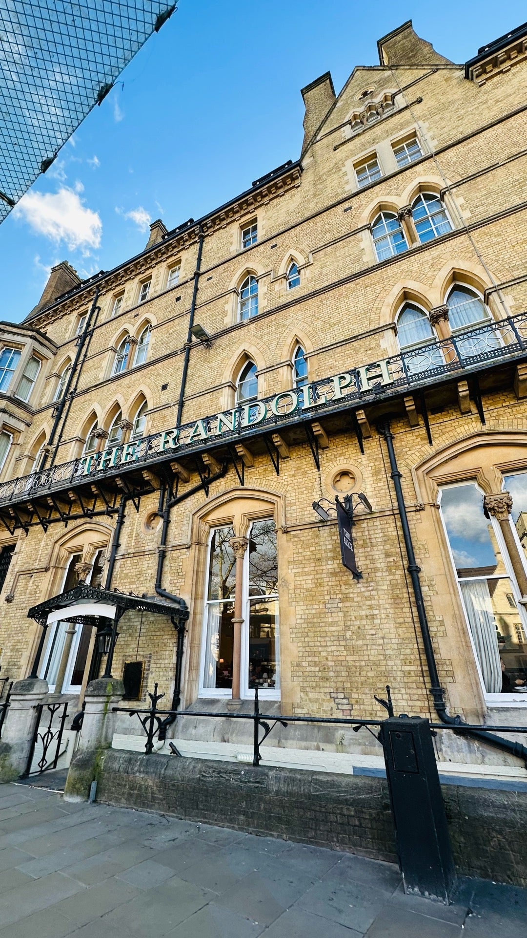 Macdonald Randolph Hotel