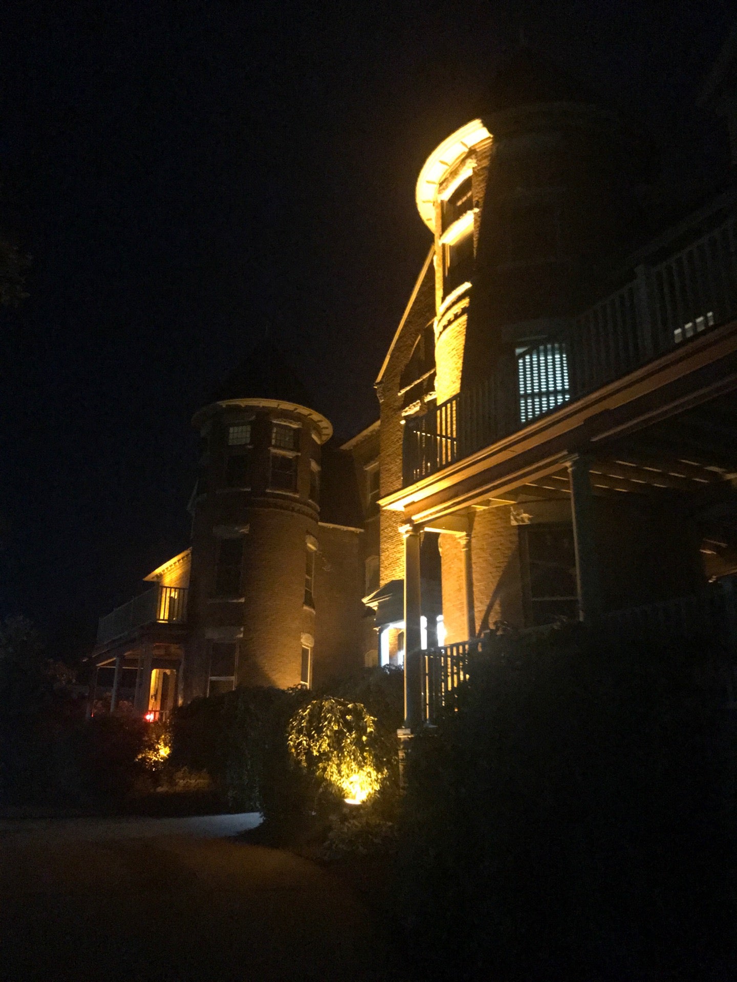 The Centennial Hotel